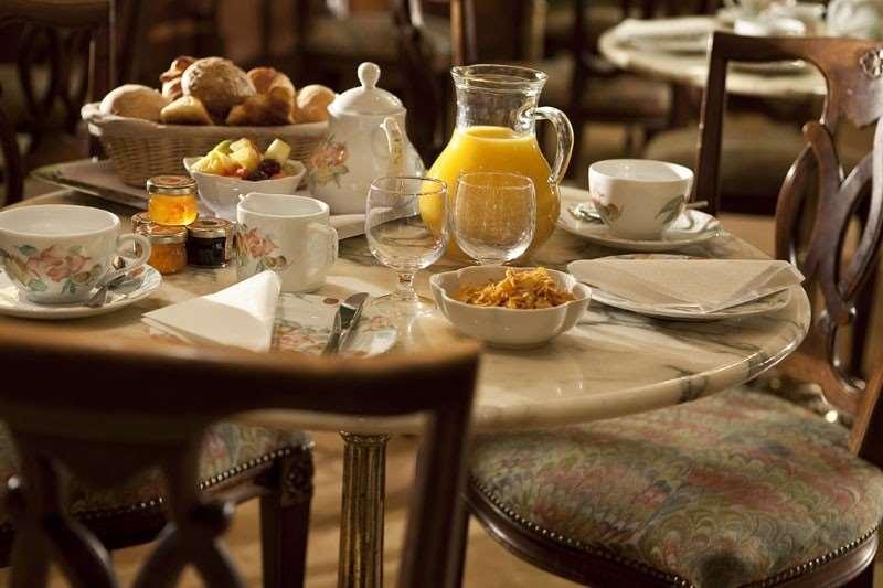 Cecilia Arc De Triomphe Hotel Paris Restaurant photo